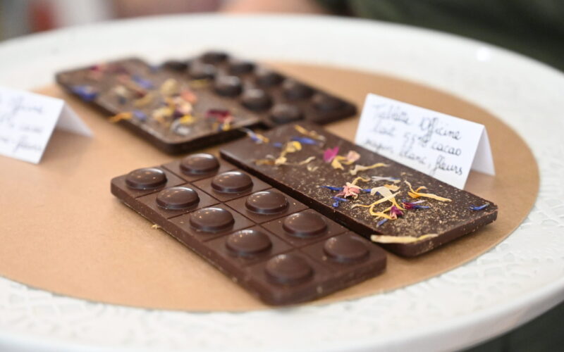 officine-du-cacao-juin-2023-credits-charlene-jorandon-5-2JPG##Plaquette de chocolat##Charlène Jorandon##
