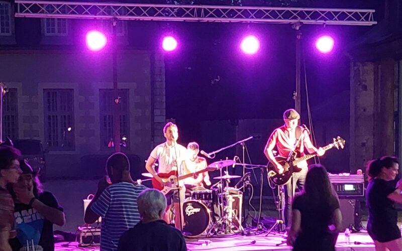 2022-07-Photos-2022-Animations-07-13-14-Fete-Nat0220714-221444jpg##Rock aux Forges##Michel Souchet##